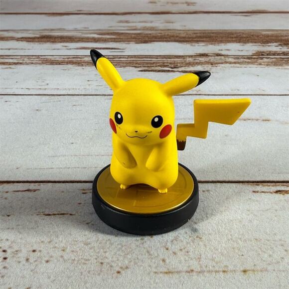 Nintendo Amiibo Pikachu Figure for Switch & Wii U Super Smash Bros - Picture 1 of 5